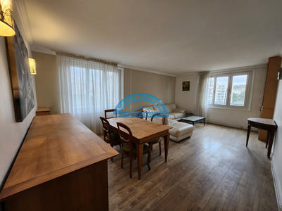 Appartement - 80 m² - 4 pièces