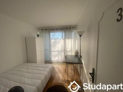 Chambre - 11 m² - 1 pièce