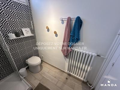 Chambre - 12 m² - 6 pièces