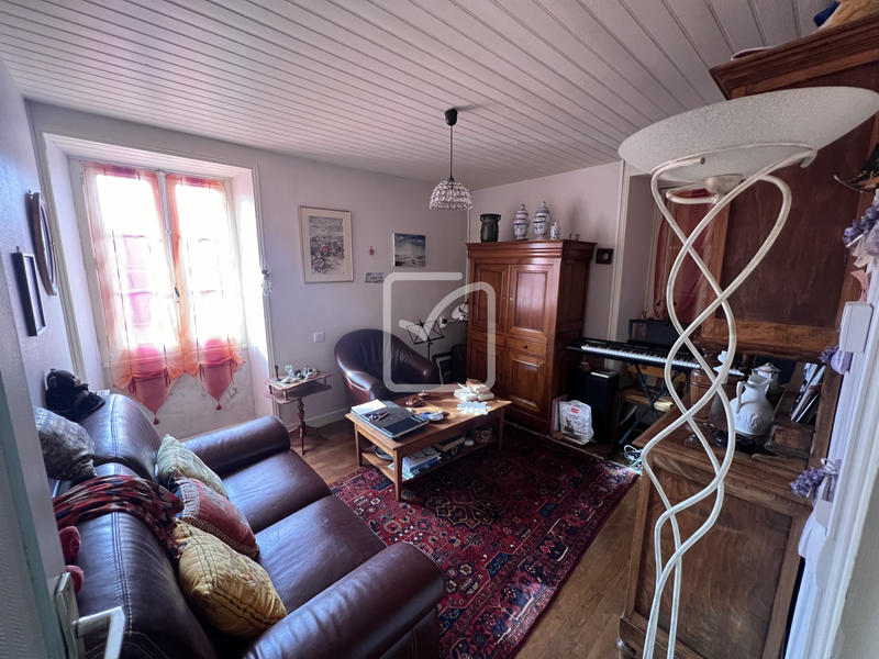 Maison - 130 m² - 8 pièces