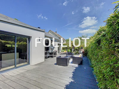 Maison - 92 m² - 4 pièces