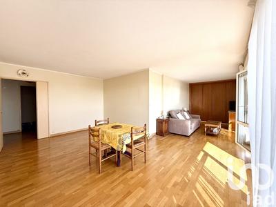 Appartement - 81 m² - 4 pièces