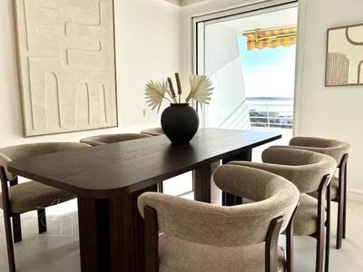 Appartement - 98 m² - 3 pièces