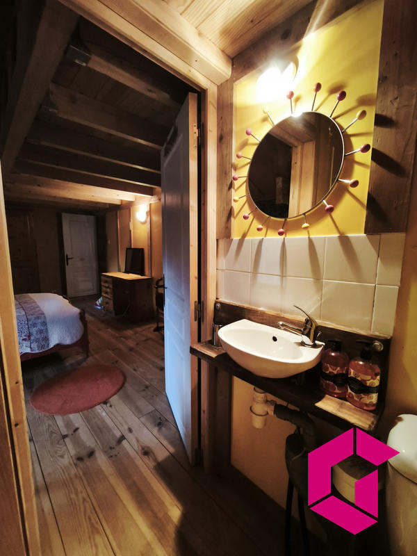 Maison - 140 m² - 4 pièces