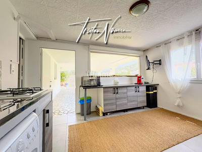 Maison - 185 m² - 6 pièces