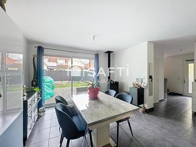 Maison - 84 m² - 5 pièces