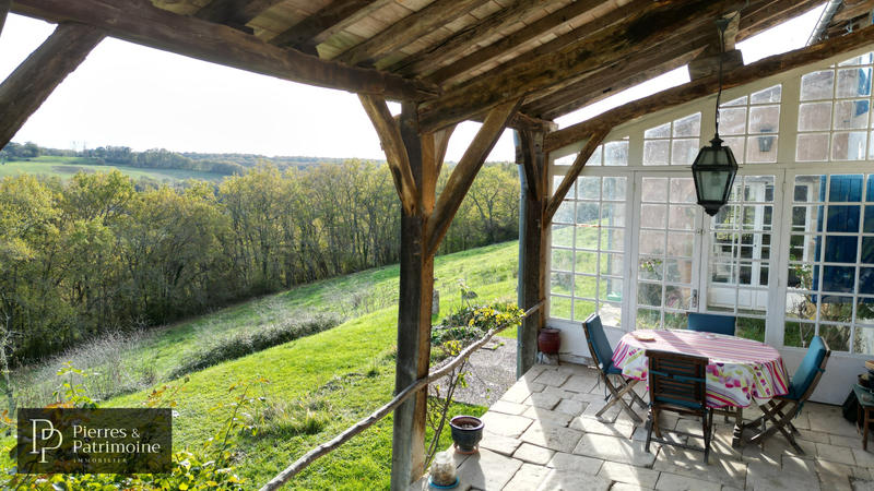 Maison - 160 m² - 7 pièces