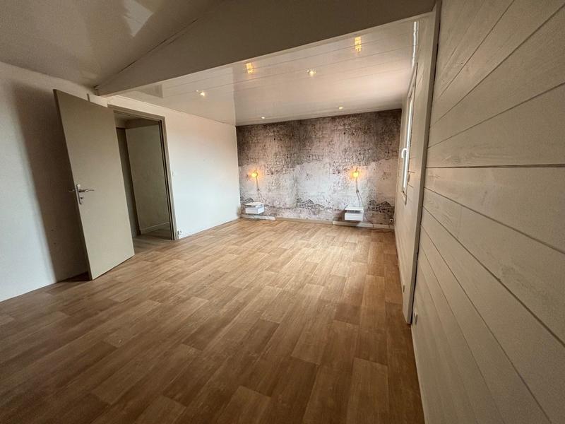 Maison - 76 m² - 3 pièces