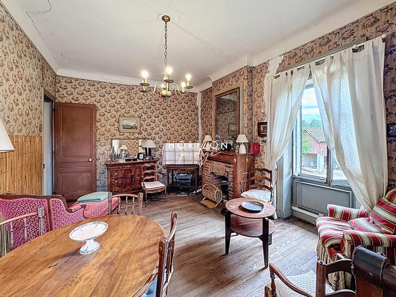 Maison ancienne - 223 m² - 10 pièces