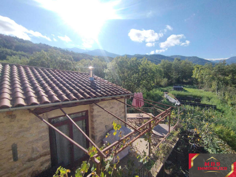 Maison - 98 m² - 3 pièces