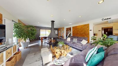 Villa - 227 m² - 8 pièces