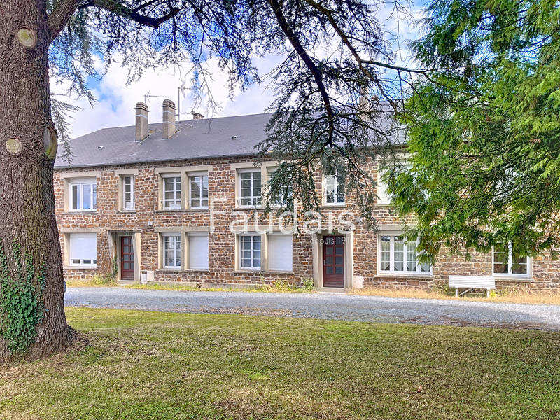 Immeuble - 115 m² - 6 pièces