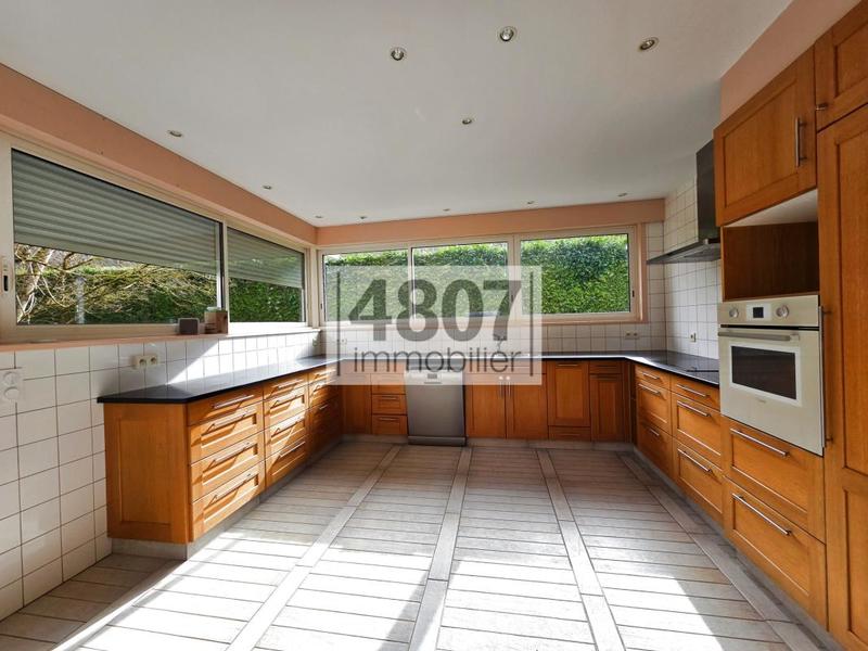 Maison - 150 m² - 4 pièces