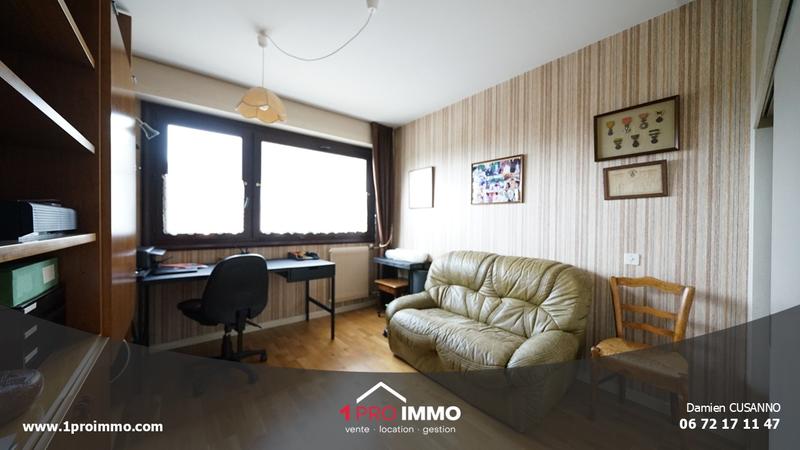 Appartement - 97 m² - 5 pièces