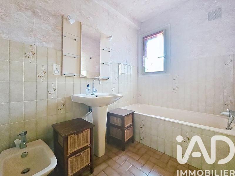 Maison - 104 m² - 5 pièces