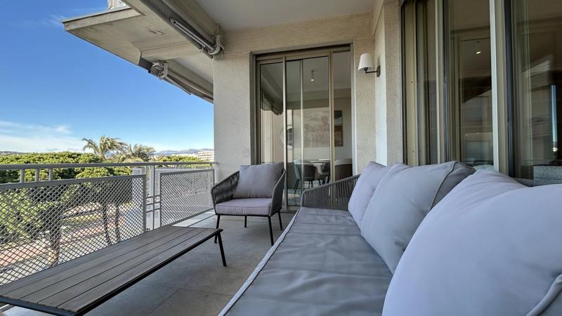 Appartement - 96 m² - 3 pièces