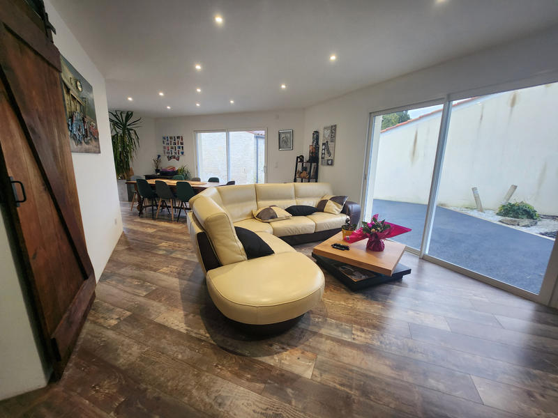 Maison - 153 m² - 7 pièces