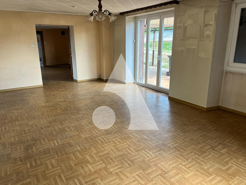 Maison - 122 m² - 4 pièces