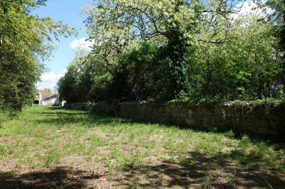 Maison - 330 m² - 8 pièces