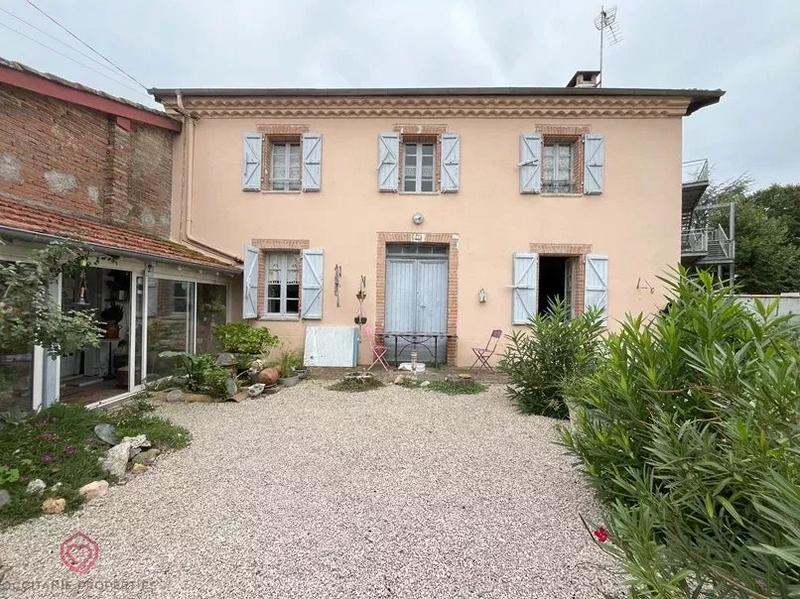 Maison de village - 87 m² - 3 pièces
