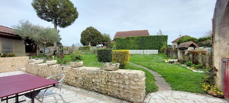 Maison - 255 m² - 7 pièces