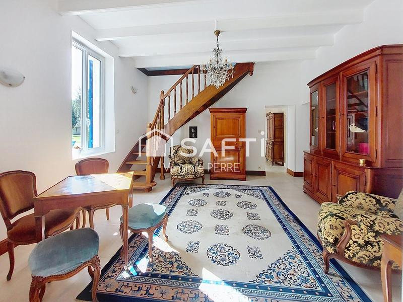 Maison - 217 m² - 7 pièces