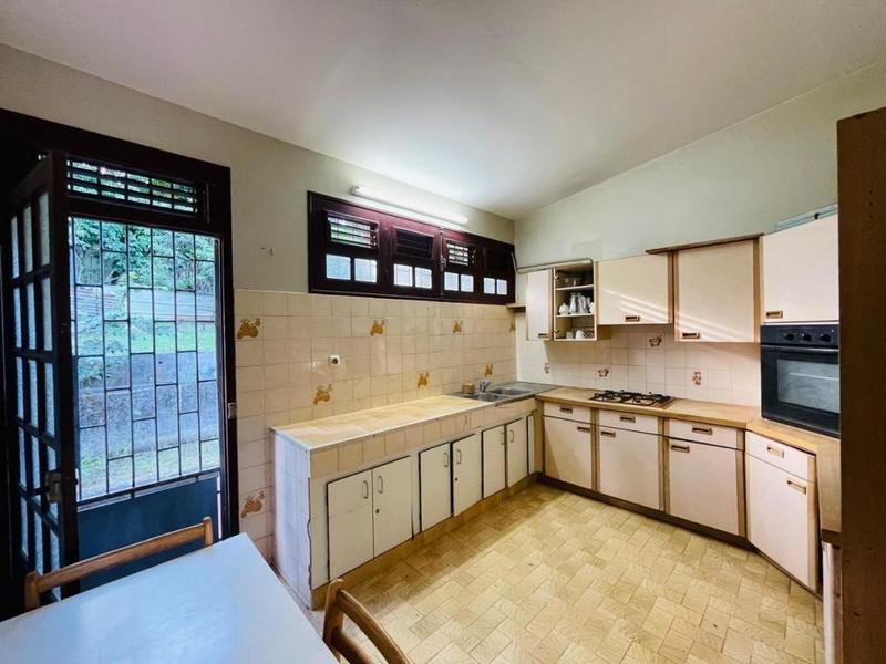 Immeuble - 223 m² - 7 pièces