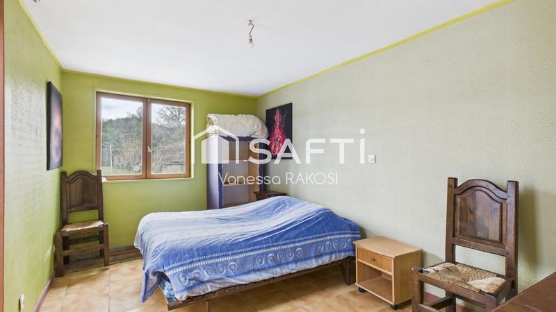 Maison - 94 m² - 4 pièces