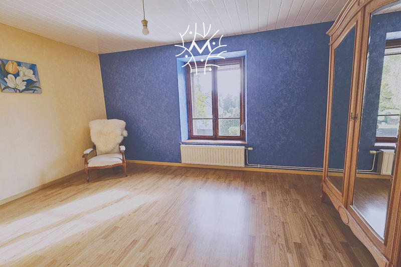 Maison - 208 m² - 9 pièces