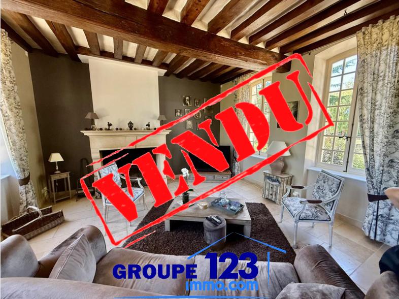 Maison - 211 m² - 8 pièces