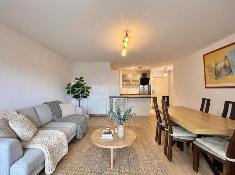 Appartement - 61 m² - 3 pièces