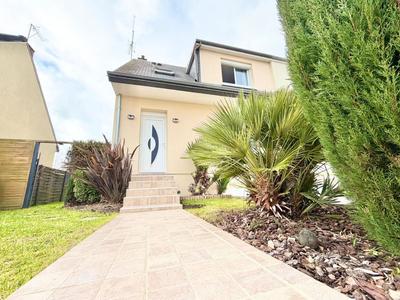 Maison - 108 m² - 5 pièces