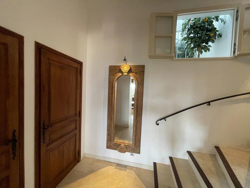 Appartement villa - 125 m² - 4 pièces