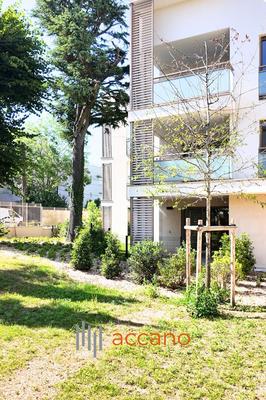 Appartement - 75 m² - 3 pièces