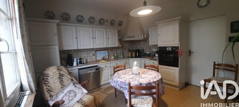 Maison - 218 m² - 6 pièces