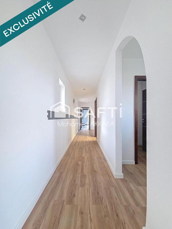 Maison - 300 m² - 8 pièces