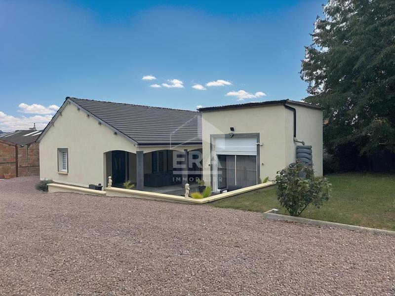 Maison - 98 m² - 5 pièces