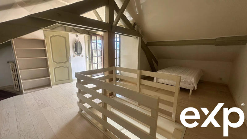 Appartement - 104 m² - 4 pièces