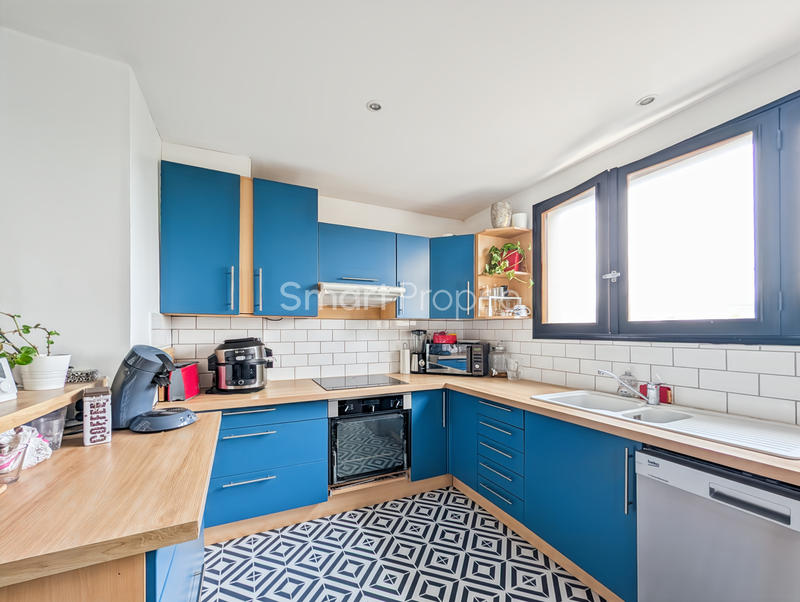 Appartement - 80 m² - 4 pièces