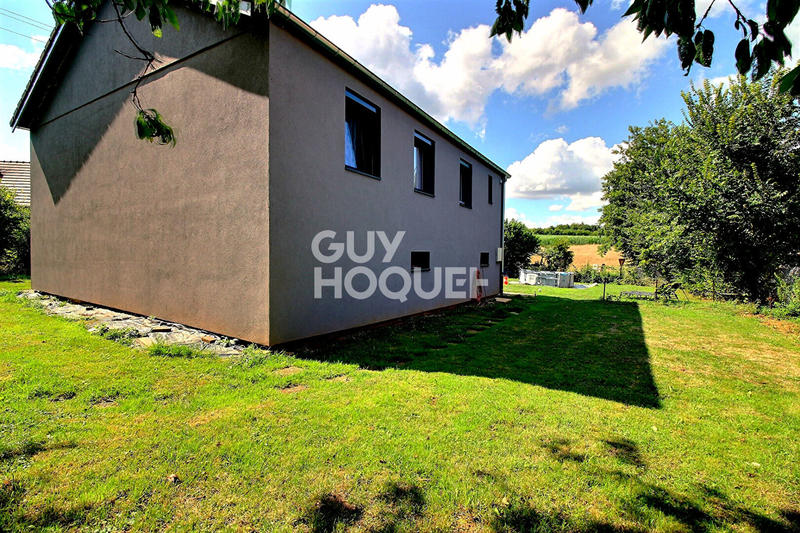 Maison - 90 m² - 5 pièces