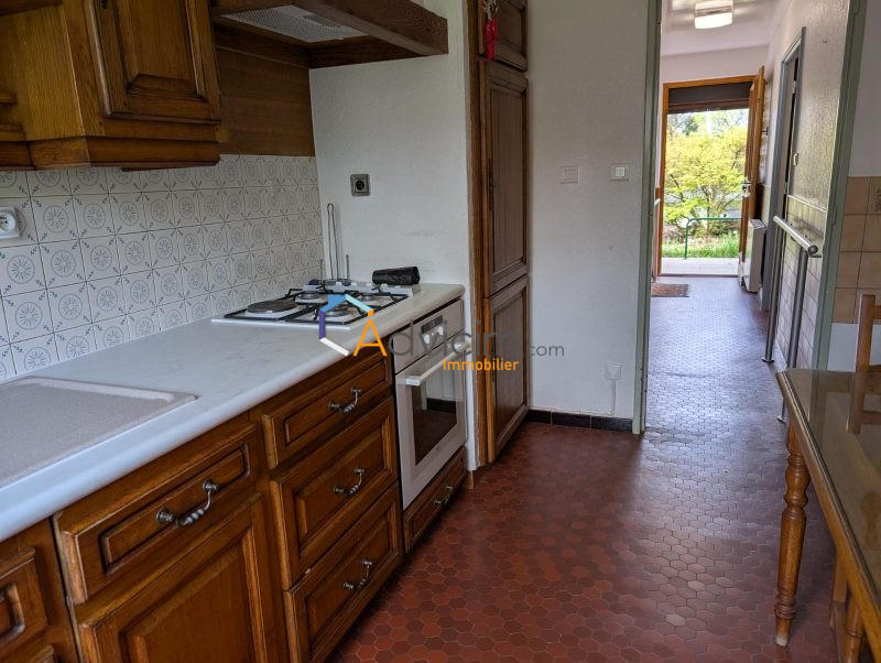 Maison - 88 m² - 6 pièces