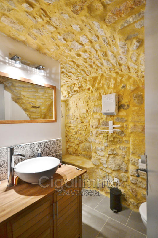 Maison en pierre - 176 m² - 7 pièces