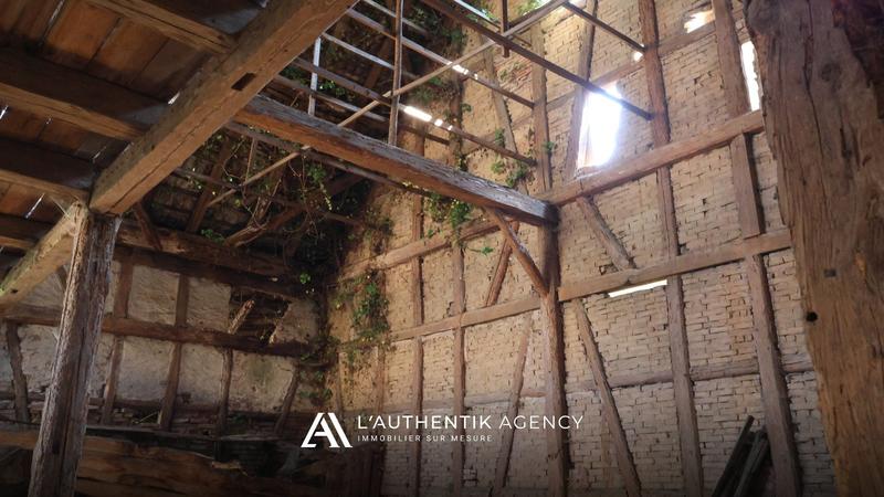 Maison ancienne - 232 m² - 8 pièces