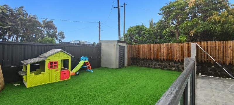 Maison - 177 m² - 7 pièces