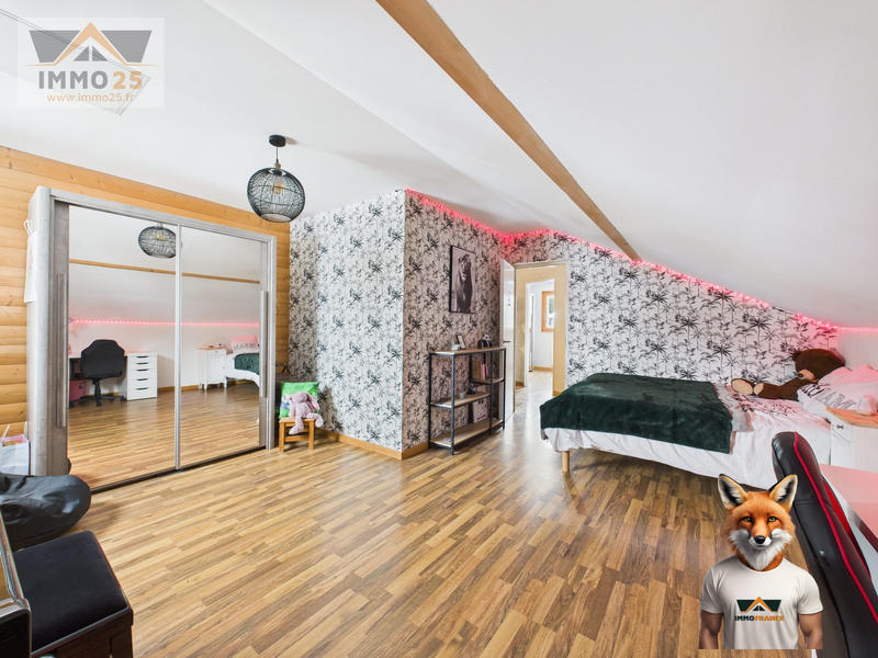 Maison - 169 m² - 6 pièces