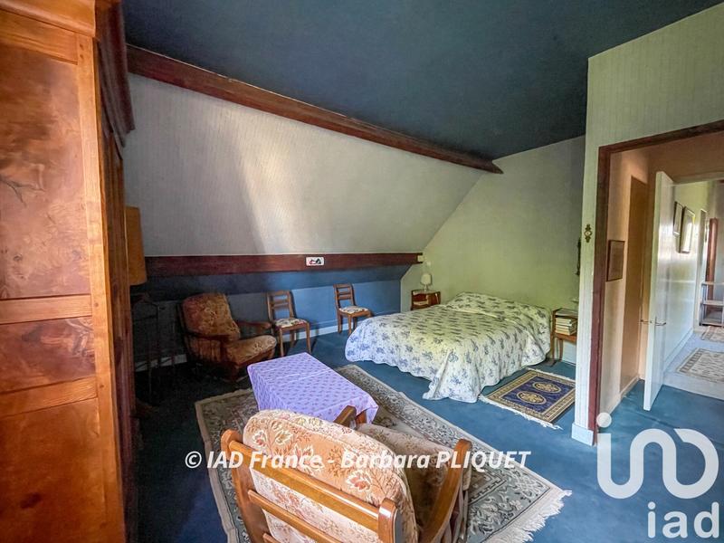 Maison - 232 m² - 8 pièces