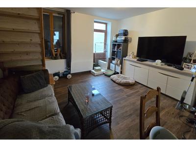 Appartement - 60 m² - 5 pièces