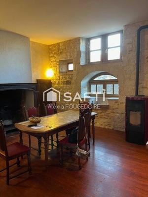 Maison - 223 m² - 9 pièces