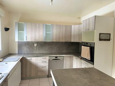 Maison - 98 m² - 4 pièces