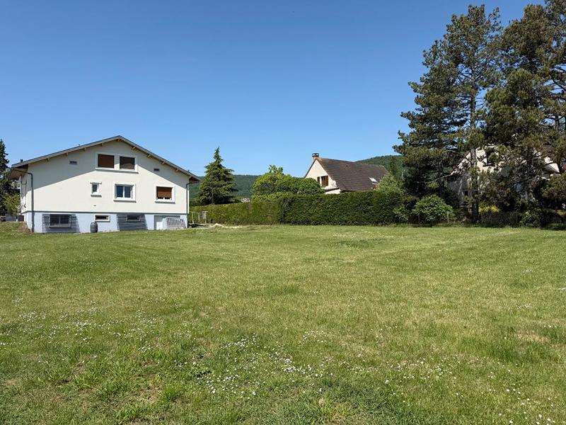 Terrain constructible - 1 000 m²